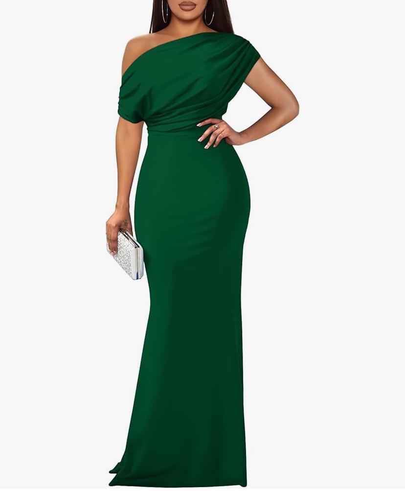 Aurora Selin: Timeless Evening Dress, Elegance Redefined
