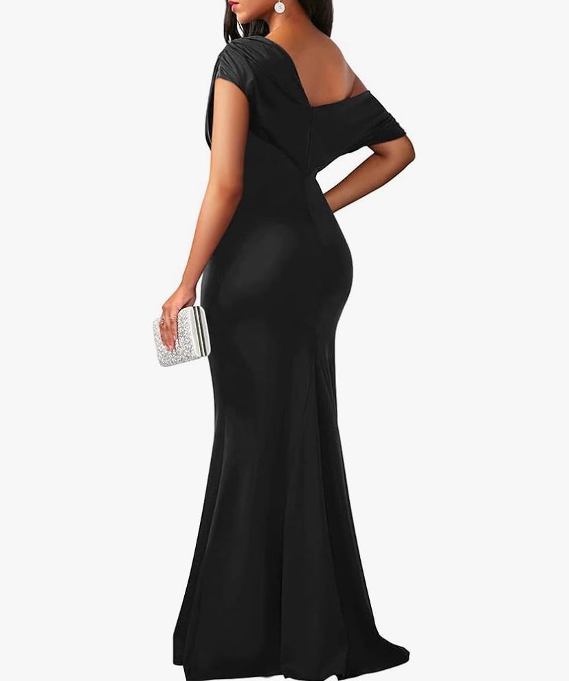 Aurora Selin: Timeless Evening Dress, Elegance Redefined